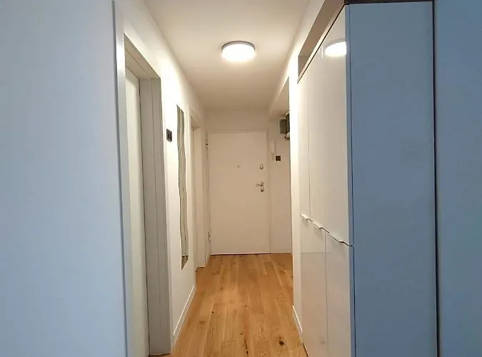 Marina Апартаменти *